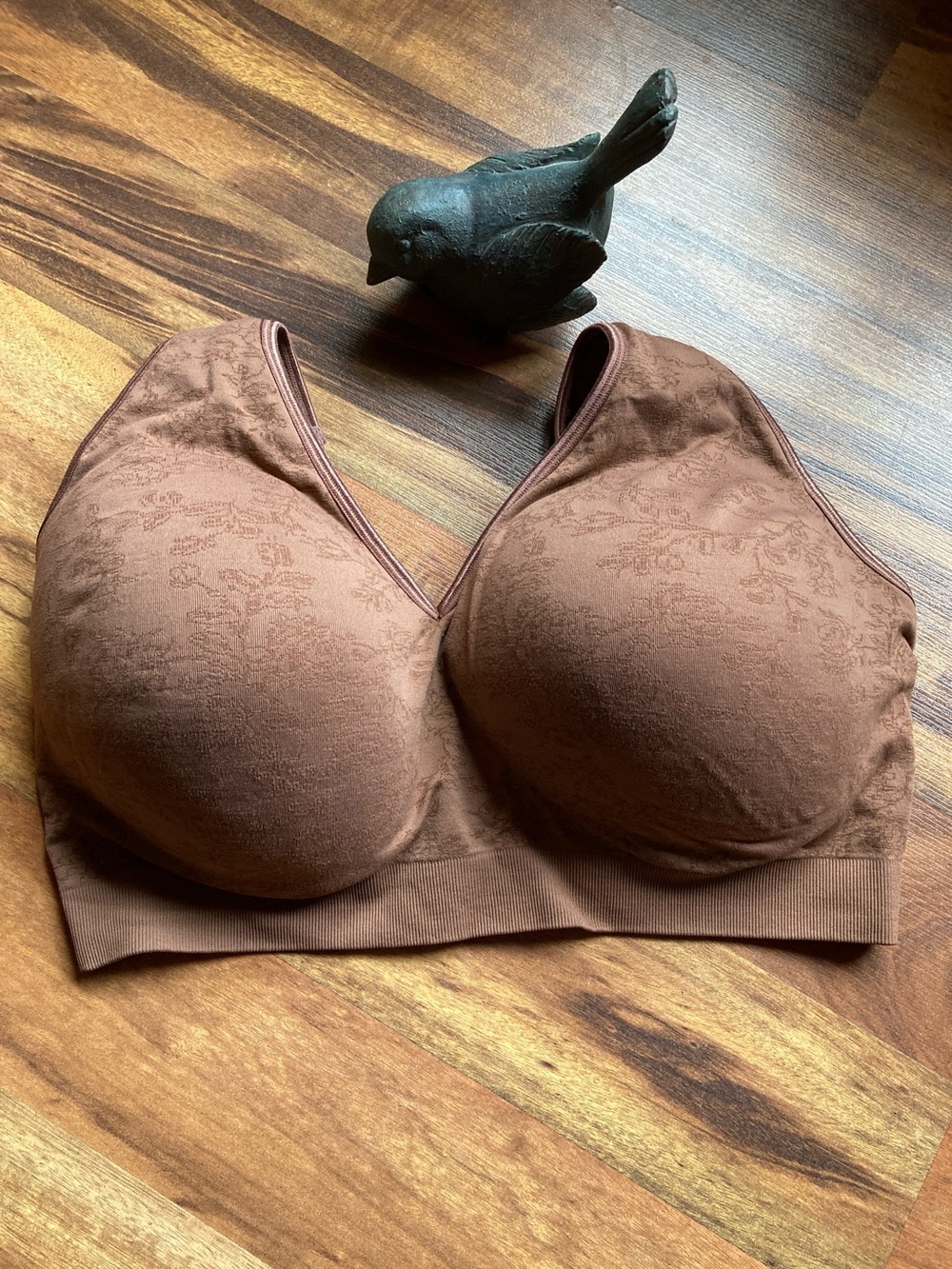 Breezies Size 40 DDD dusty mauve wire free lightly padded bra